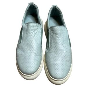 Mago | Made in Turkey Slip On Sneakers in Mint Green Size 8.5/9